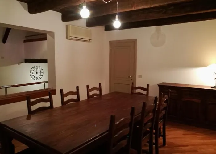 De' Pepoli Appartamento *